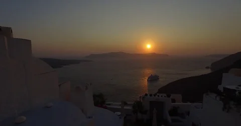 Santorini Greece Caldera Sunset moving shot Stockbeeldmateriaal 72944962