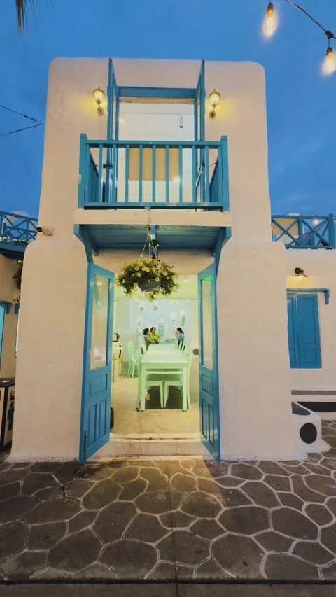 Santorini-Inspired Mediterranean Architecture at Son Tra Marina, Da Nang Vídeos de archivo 331621485