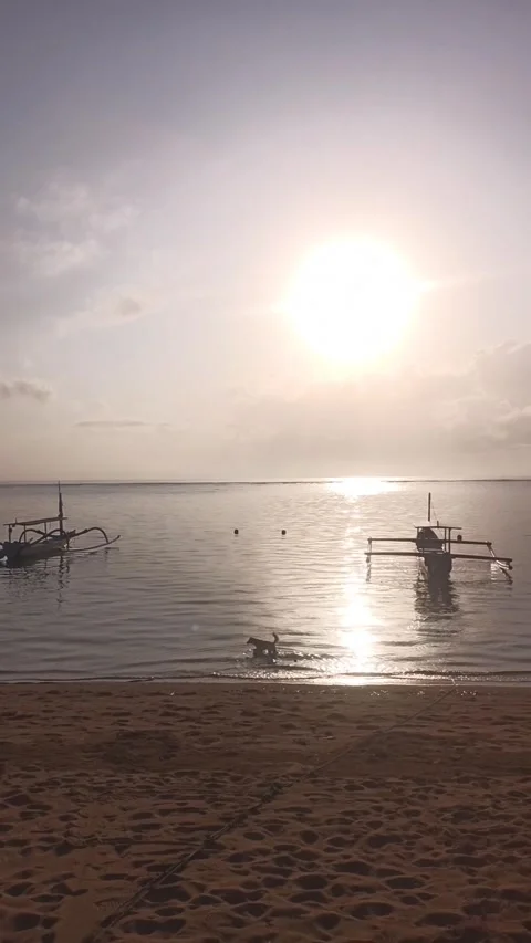 SANUR BEACH Stock Footage 289757059