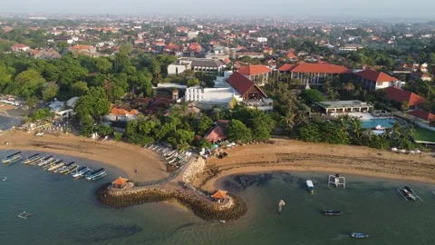 Sanur sunrise orbit left Stock Footage 329890912