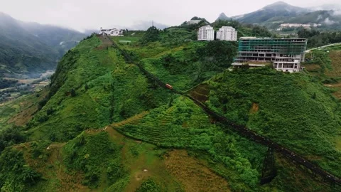 Sapa Drone View, Muong Hoa Funicular Railway , Mountain Landscape 4K Vídeo Stock 320053780