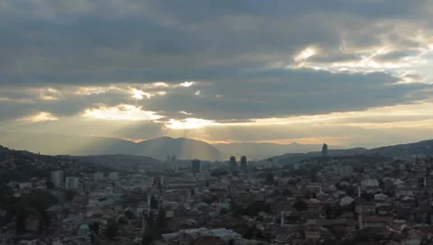 Sarajevo long-shot. 17 Vidéo 8656841
