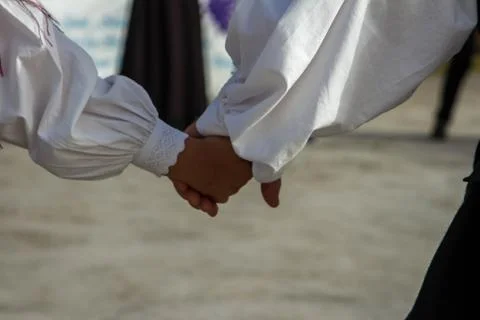 Sardinian group dance with typical clothes and folklore Foto stock