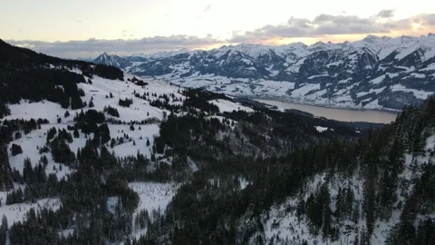 Sarnen lake Vídeos de archivo 145853589