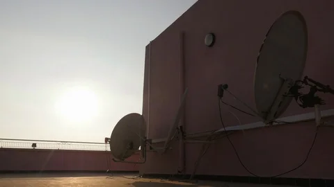 Satellite antenna timelapse cloudy 4K 스톡 동영상 113975568