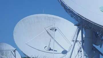 Satellite dishes - Global comunications 스톡 동영상 85865589