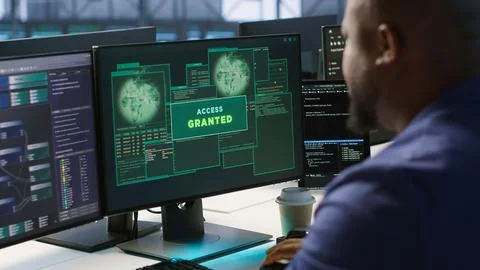 Satisfied server hub programmer seeing access granted notification 스톡 사진