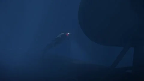 Saturation diver going back to habitat on Sub. Vídeos de archivo 332257157