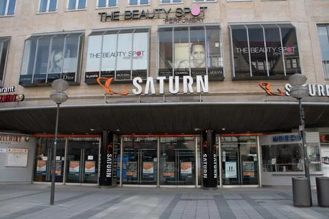 Saturn Electronics Store in Munich, Germany, during COVID-19 Lockdown Stock Photos