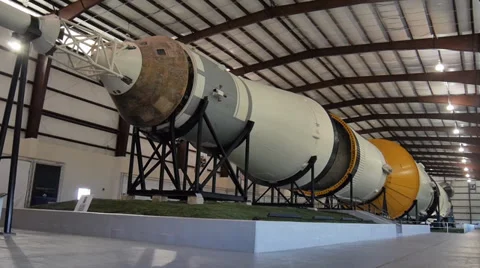 Saturn V Front Видео 33718591