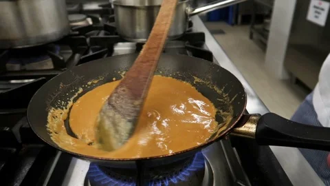 Sauce-pan-1 Stock Footage 98229068