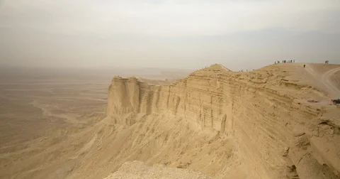 Saudi-Arabia Riyadh Edge-of-the-World-Wide-Pan5 422 59.94FPS Stock Footage 129550786