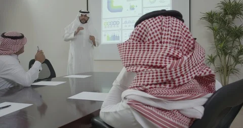  Saudi man in Presentation Stock Footage