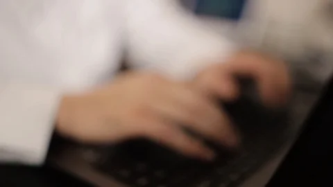 Saudi man typing on laptop 2 Vídeo Stock 112949937