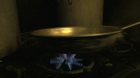 Sautéing An Entree 01 Vídeo Stock 297701