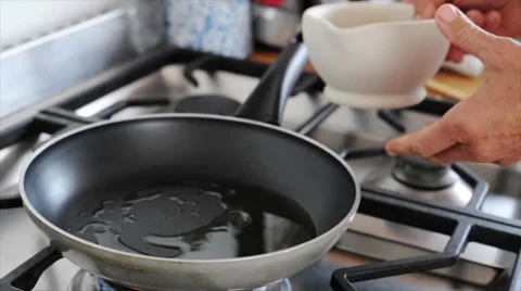 Sauteing ingredients Stock Footage 63287740