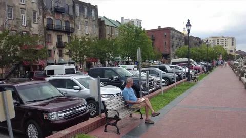 Savannah river front buildings Vídeo Stock 242122391