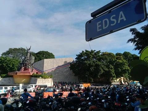 SAVE ANGKAS UNITY RIDE RALLY AT EDSA KALAYAAN SHRINE Stock Photos