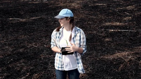 Saving the planet is in our hands Stock Footage 101326463