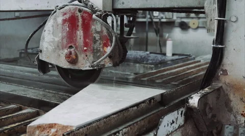 Saw machine cut marble stone Video stock 68073485