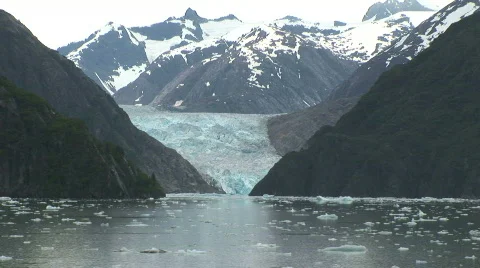 Sawyer Glacier Video stock 156323