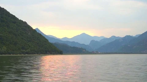 Scadar lake Stockbeeldmateriaal 124839387