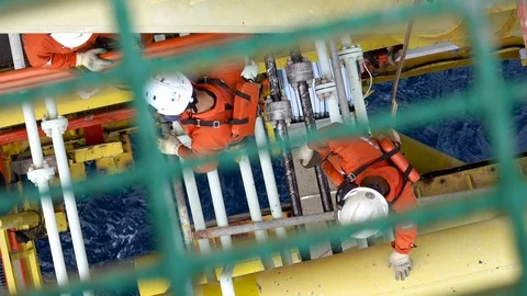 Scaffolding erection. Working at height and overboard. Video stock 129524061