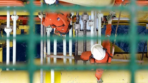 Scaffolding erection. Working at height and overboard. Video stock 129525497