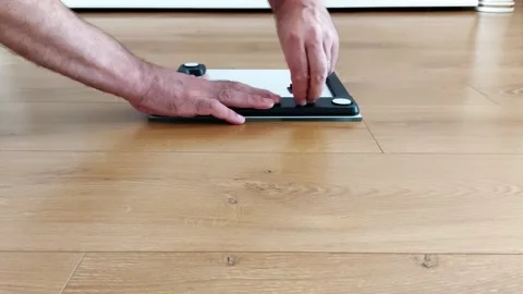 Scale Battery Removal. Simple Steps to Access and Replace Safely 스톡 동영상 315427793