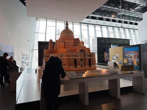 Scale model of a historic domed building on display in a Liverpool, UK muse.. Stock-Fotos