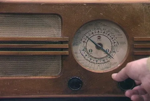 Scale of the old radio Vidéo 994040