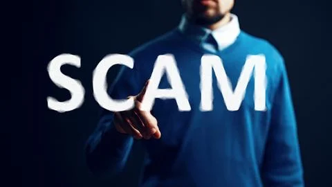 Scam call message warning people about fraudulent phone calls and text scams Stock Photos