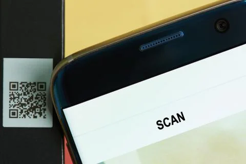 Scan qr code Stock-Fotos