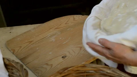 Scanata di pane Stock Footage 147950531