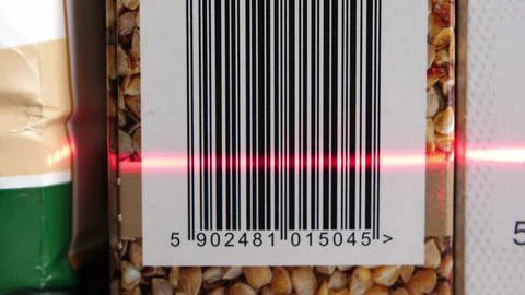 Scanning Barcodes of Multiple Products with Red Laser Barcode Scanner Stock-Fotos