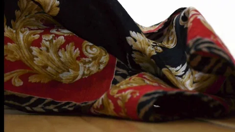 Scarf Gianfranco Ferre. Vidéo 116056101