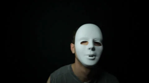 Scary mask 库存影片 23543179