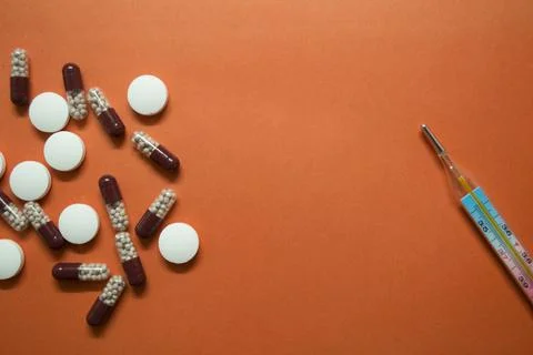 A scattering of different pills Foto stock