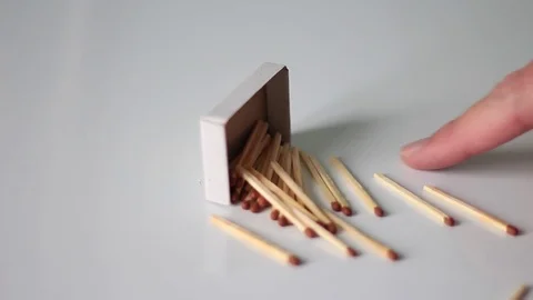 Scattering matches from a box 動画素材 71950615
