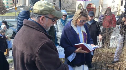 Scattering a person's ashes at a public memorial service in Washington, DC. Stock Footage 60917758