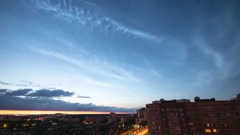 Scenery time lapse of blue sky with silvery clouds 스톡 동영상 160611237