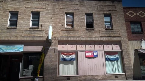 Scenes of a coal mining town in southern West Virginia showing abandoned houses Video stock 280208635