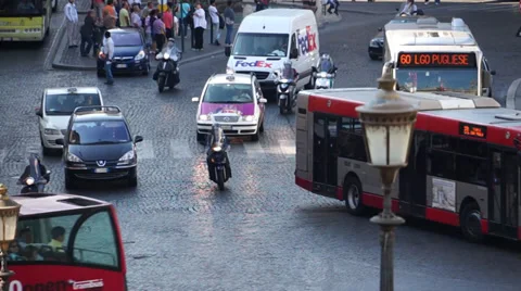 Scenes of Traffic in Rome (10 of 12) Stock Footage 32207028