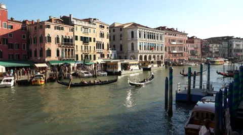 Scenes of Venice (16 of 32) Stock Footage 32197990