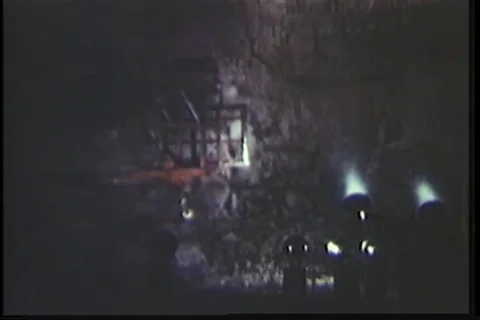 Scenes of workers operate mining machine - 1949 動画素材 109194903