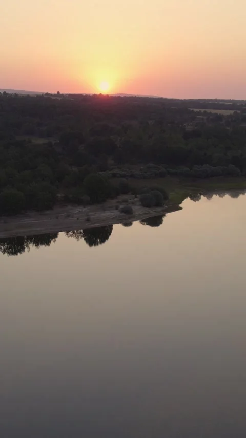 Scenic aerial drone view of La Cuerda del Pozo Reservoir in Spain 動画素材 342607643