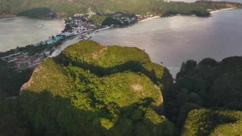 Scenic drone reveal over dramatic mountain in Koh Phi Phi Don to view paradise Video stock 300341174