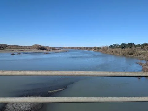 Scenic Eel River flowing through open landscape with riverside Stock Photos