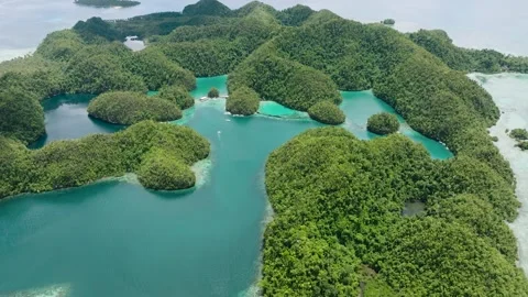 Scenic emerald lagoons with small green islets and sea. Siargao, Philippines. Stock Footage 322978744