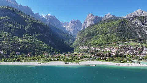 Scenic Landscape Drone Flight Over Molveno Lake and Dolomites Peaks Vídeo Stock 337217394